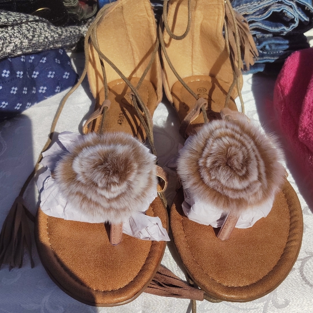 Brown Suede Sandals with Faux Fur Detail